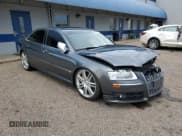 ✅ 2007 Audi S8 • VIN: WAUPN44E77N016235 • Lot: 69075415. Wystawiony na Copart z przebiegiem 100 626 mil. Bezpłatny archiwum sprzedaży aukcyjnych z USA i szczegółowy raport historii pojazdu na DreamBid. Zdjęcie 4.