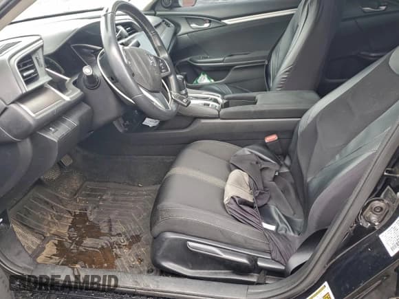 ✅ 2018 Honda Civic EX-T • VIN: 19XFC1F30JE200880 • Lot: 94308995. Wystawiony na Copart z przebiegiem 141 970 mil. Bezpłatny archiwum sprzedaży aukcyjnych z USA i szczegółowy raport historii pojazdu na DreamBid. Zdjęcie 7.