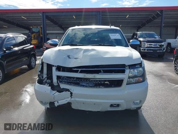 ✅ 2013 Chevrolet Suburban LTZ • VIN: 1GNSKKE74DR184775 • Лот: 43550127. Опубликован ранее на IAAI с пробегом 222 593 миль. Бесплатный доступ к архиву аукционных продаж из США и подробный отчёт об истории автомобиля на DreamBid. Изображение 13.