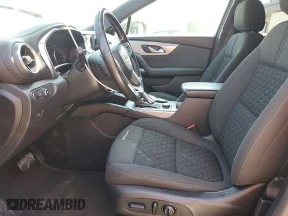 2019 Chevrolet Blazer with VIN 3GNKBBRA2KS649098, listed as a Copart auction lot 55813104 with 89,866 mi miles and . Bid and sale history available at DreamBid. Image 7.