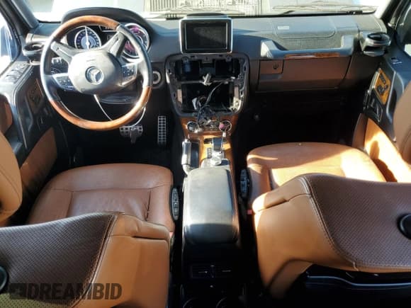 ✅ 2013 Mercedes-Benz G 63 AMG • VIN: WDCYC7DF0DX203169 • Lot: 90944045. Listed on Copart with 106,328 mi. Free auction sales archive from the USA and detailed vehicle history report at DreamBid. Image 8.