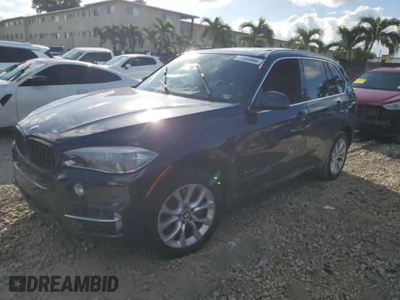 ✅ 2018 BMW X5 xDrive50i • VIN: 5UXKR6C57J0U15177 • Lot: 77333064. Wystawiony na Copart z przebiegiem 78 566 mil. Bezpłatny archiwum sprzedaży aukcyjnych z USA i szczegółowy raport historii pojazdu na DreamBid. Zdjęcie 1.