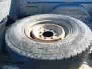 2000 Chevrolet Silverado 2500 LT с VIN 1GCGK29U1YE263011, выставлен на аукционе IAAI как лот 41634632 с пробегом 179 346 миль миль и . История ставок и продаж доступна на DreamBid. Изображение 12.