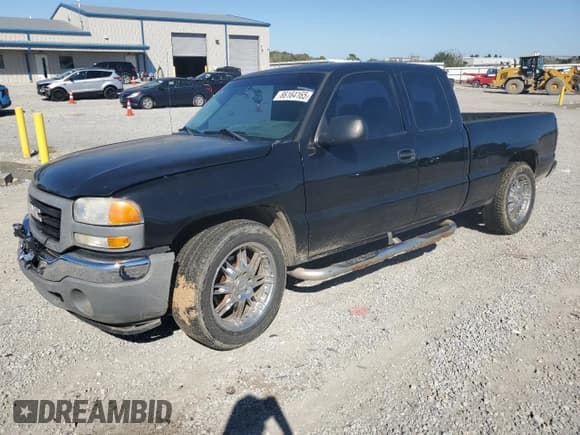 ✅ 2005 GMC Sierra 1500 Work Truck • VIN: 1GTEC19X35Z243940 • Лот: 86164165. Опубликован ранее на Copart с пробегом 43 962 миль. Бесплатный доступ к архиву аукционных продаж из США и подробный отчёт об истории автомобиля на DreamBid. Изображение 1.