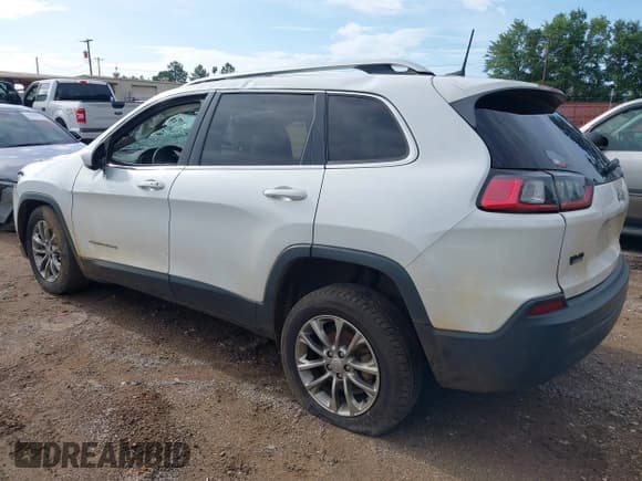 ✅ 2020 Jeep Cherokee Latitude Plus • VIN: 1C4PJLLB7LD605575 • Lot: 42481742. Listed on IAAI with 160,447 mi. Free auction sales archive from the USA and detailed vehicle history report at DreamBid. Image 3.