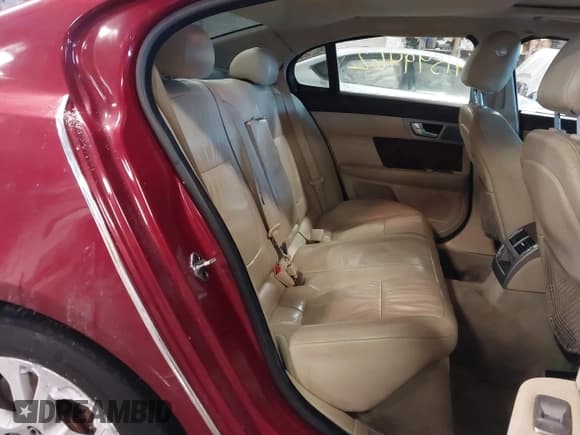 ✅ 2011 Jaguar XF • VIN: SAJWA0FB1BLS14773 • Lot: 41599462. Listed on IAAI with Not provided. Free auction sales archive from the USA and detailed vehicle history report at DreamBid. Image 8.