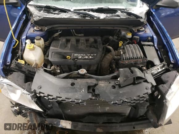 ✅ 2013 Dodge Avenger SE • VIN: 1C3CDZAB4DN702566 • Lot: 86151664. Wystawiony na Copart z przebiegiem 101 239 mil. Bezpłatny archiwum sprzedaży aukcyjnych z USA i szczegółowy raport historii pojazdu na DreamBid. Zdjęcie 11.