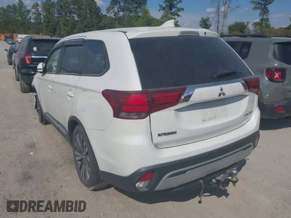 2019 Mitsubishi Outlander SE with VIN JA4AD3A36KZ035377, listed as a IAAI auction lot 43218904 with 170,000 mi miles and . Bid and sale history available at DreamBid. Image 3.