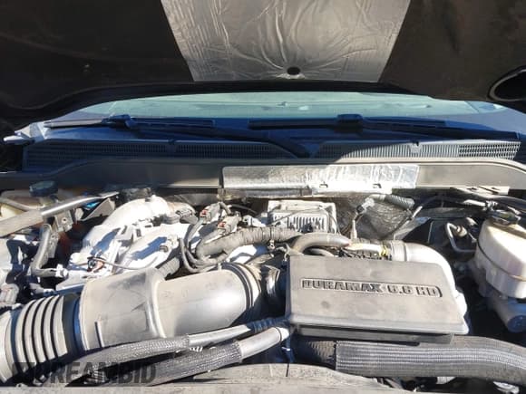 ✅ 2018 Chevrolet Silverado 2500HD LTZ • VIN: 1GC1KWEY5JF242796 • Lot: 43434125. Wystawiony na IAAI z przebiegiem 142 736 mil. Bezpłatny archiwum sprzedaży aukcyjnych z USA i szczegółowy raport historii pojazdu na DreamBid. Zdjęcie 10.