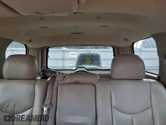 ✅ 2005 Chevrolet Tahoe LT • VIN: 1GNEK13T45J170513 • Лот: 94529385. Опубликован ранее на Copart с пробегом 191 641 миль. Бесплатный доступ к архиву аукционных продаж из США и подробный отчёт об истории автомобиля на DreamBid. Изображение 10.