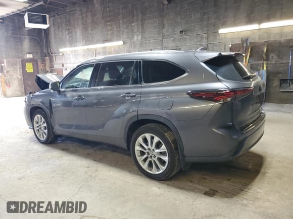 ✅ 2024 Toyota Highlander LE • VIN: 5TDKDRBH6RS546798 • Lot: 89616505. Wystawiony na Copart z przebiegiem 18 206 mil. Bezpłatny archiwum sprzedaży aukcyjnych z USA i szczegółowy raport historii pojazdu na DreamBid. Zdjęcie 2.