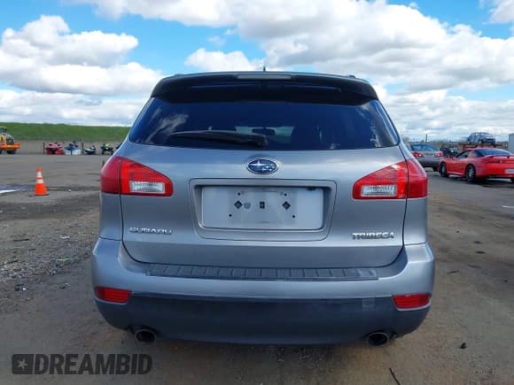 ✅ 2008 Subaru Tribeca Limited • VIN: 4S4WX90D484415030 • Lot: 41712651. Listed on IAAI with 178,721 mi. Free auction sales archive from the USA and detailed vehicle history report at DreamBid. Image 16.