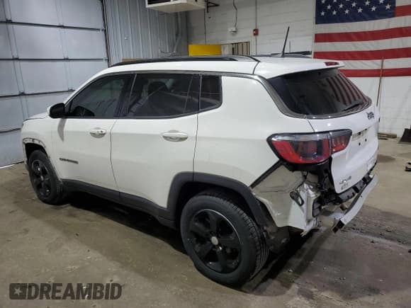 ✅ 2019 Jeep Compass Latitude • VIN: 3C4NJDBB3KT742424 • Lot: 80637305. Listed on Copart with 69,974 mi. Free auction sales archive from the USA and detailed vehicle history report at DreamBid. Image 2.