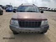 ✅ 1999 Jeep Grand Cherokee Laredo • VIN: 1J4G258S0XC563922 • Лот: 55491645. Опубликован ранее на Copart с пробегом Не указан. Бесплатный доступ к архиву аукционных продаж из США и подробный отчёт об истории автомобиля на DreamBid. Изображение 5.