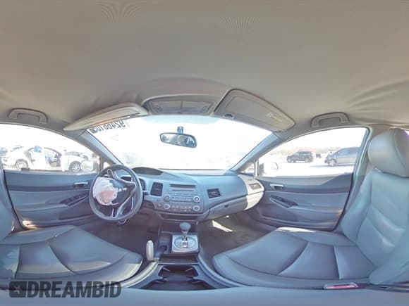 ✅ 2010 Honda Civic LX • VIN: 2HGFA1F53AH532986 • Lot: 92466105. Listed on Copart with 136,878 mi. Free auction sales archive from the USA and detailed vehicle history report at DreamBid. Image 14.