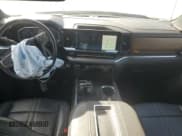 ✅ 2022 Chevrolet Silverado 1500 • VIN: 1GCUDJET4NZ633022 • Лот: 85700345. Опубликован ранее на Copart с пробегом 72 731 миль. Бесплатный доступ к архиву аукционных продаж из США и подробный отчёт об истории автомобиля на DreamBid. Изображение 8.