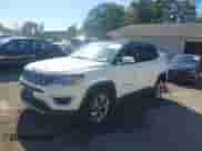 2019 Jeep Compass Limited с VIN 3C4NJDCB5KT827375, выставлен на аукционе IAAI как лот 43354393 с пробегом 122 355 миль миль и . История ставок и продаж доступна на DreamBid. Изображение 19.