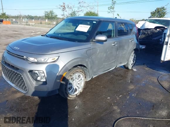 ✅ 2022 Kia Soul LX • VIN: KNDJ23AU2N7824503 • Лот: 43623954. Опубликован ранее на IAAI с пробегом 42 663 миль. Бесплатный доступ к архиву аукционных продаж из США и подробный отчёт об истории автомобиля на DreamBid. Изображение 2.