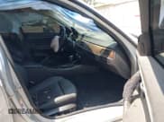 ✅ 2009 BMW 3 Series 328i • VIN: WBAPH57539NM34254 • Lot: 42500427. Wystawiony na IAAI z przebiegiem 191 346 mil. Bezpłatny archiwum sprzedaży aukcyjnych z USA i szczegółowy raport historii pojazdu na DreamBid. Zdjęcie 5.