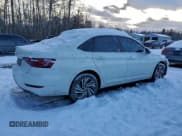 ✅ 2021 Volkswagen Jetta SEL Premium • VIN: 3VWG57BU2MM054005 • Lot: 95281895. Listed on Copart with 96,322 mi. Free auction sales archive from the USA and detailed vehicle history report at DreamBid. Image 3.