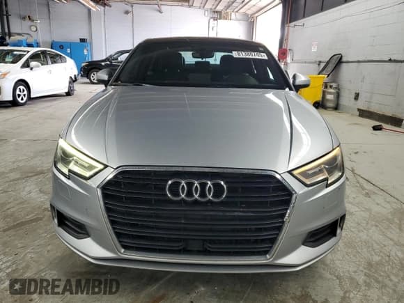 ✅ 2017 Audi A3 Premium • VIN: WAUAUHFF6H1034854 • Лот: 81380745. Опубликован ранее на Copart с пробегом 194 396 миль. Бесплатный доступ к архиву аукционных продаж из США и подробный отчёт об истории автомобиля на DreamBid. Изображение 5.