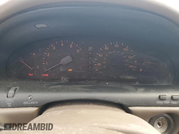 ✅ 1995 Lexus ES 300 • VIN: JT8GK13T9S0106923 • Lot: 42738215. Wystawiony na Copart z przebiegiem 157 383 mil. Bezpłatny archiwum sprzedaży aukcyjnych z USA i szczegółowy raport historii pojazdu na DreamBid. Zdjęcie 9.