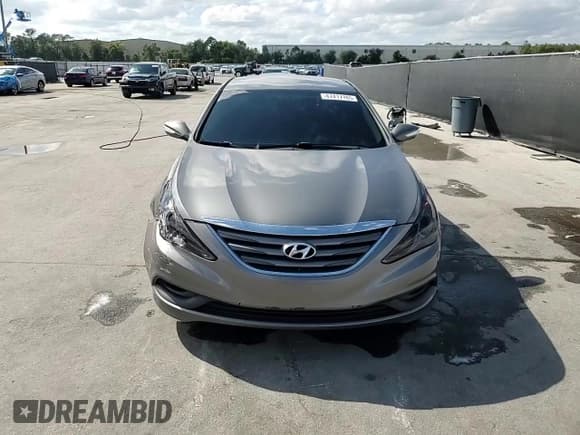 ✅ 2014 Hyundai Sonata GLS • VIN: 5NPEB4AC0EH846798 • Lot: 87417785. Wystawiony na Copart z przebiegiem 174 927 mil. Bezpłatny archiwum sprzedaży aukcyjnych z USA i szczegółowy raport historii pojazdu na DreamBid. Zdjęcie 13.