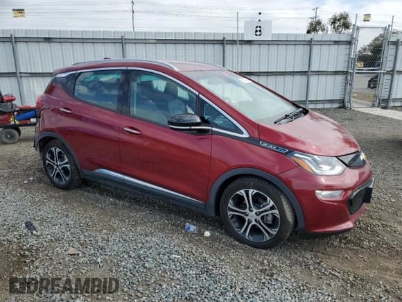 ✅ 2018 Chevrolet Bolt EV Premier • VIN: 1G1FX6S05J4139274 • Lot: 51660804. Wystawiony na Copart z przebiegiem 56 410 mil. Bezpłatny archiwum sprzedaży aukcyjnych z USA i szczegółowy raport historii pojazdu na DreamBid. Zdjęcie 4.