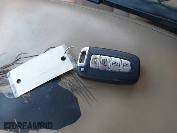 2012 Hyundai Azera с VIN KMHFH4JG5CA191057, выставлен на аукционе IAAI как лот 43160361 с пробегом 104 864 миль миль и . История ставок и продаж доступна на DreamBid. Изображение 11.