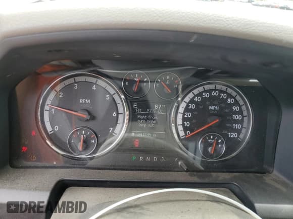 ✅ 2009 Dodge 1500 SLT • VIN: 1D3HV13T09S760034 • Lot: 56742665. Wystawiony na Copart z przebiegiem 201 544 mil. Bezpłatny archiwum sprzedaży aukcyjnych z USA i szczegółowy raport historii pojazdu na DreamBid. Zdjęcie 9.