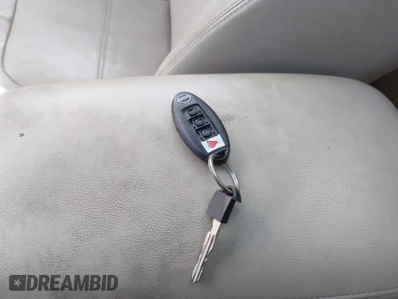 ✅ 2011 Nissan Murano SV • VIN: JN8AZ1MWXBW161068 • Lot: 43581037. Wystawiony na IAAI z przebiegiem 154 044 mil. Bezpłatny archiwum sprzedaży aukcyjnych z USA i szczegółowy raport historii pojazdu na DreamBid. Zdjęcie 11.