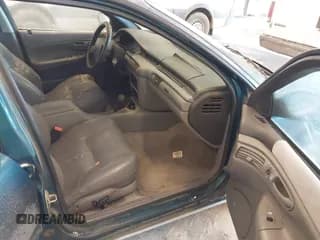 ✅ 1995 Eagle Vision • VIN: 2E3HD66FXSH535089 • Lot: 41620914. Wystawiony na IAAI z przebiegiem 162 078 mil. Bezpłatny archiwum sprzedaży aukcyjnych z USA i szczegółowy raport historii pojazdu na DreamBid. Zdjęcie 5.