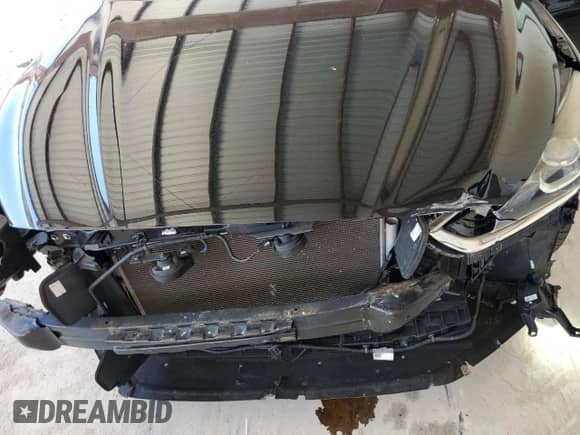 2019 Hyundai Sonata SEL с VIN 5NPE34AF6KH733005, выставлен на аукционе Copart как лот 89855045 с пробегом 55 065 миль миль и На запчасти • Non repairable. История ставок и продаж доступна на DreamBid. Изображение 11.