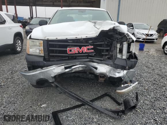 ✅ 2013 GMC Sierra 1500 • VIN: 1GTR1TEA0DZ212549 • Lot: 85760464. Wystawiony na Copart z przebiegiem 92 298 mil. Bezpłatny archiwum sprzedaży aukcyjnych z USA i szczegółowy raport historii pojazdu na DreamBid. Zdjęcie 5.