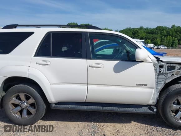✅ 2008 Toyota 4Runner Limited • VIN: JTEZU17R88K005402 • Lot: 42540678. Wystawiony na IAAI z przebiegiem 148 800 mil. Bezpłatny archiwum sprzedaży aukcyjnych z USA i szczegółowy raport historii pojazdu na DreamBid. Zdjęcie 14.