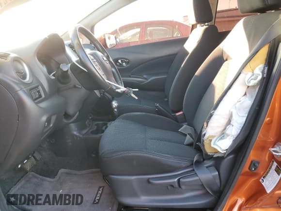 ✅ 2017 Nissan Note SV • VIN: 3N1CE2CP0HL371308 • Лот: 93710715. Опубликован ранее на Copart с пробегом 95 641 миль. Бесплатный доступ к архиву аукционных продаж из США и подробный отчёт об истории автомобиля на DreamBid. Изображение 7.