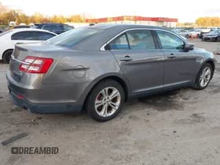 ✅ 2013 Ford Taurus SEL • VIN: 1FAHP2H89DG193241 • Лот: 43688265. Опубликован ранее на IAAI с пробегом 210 149 миль. Бесплатный доступ к архиву аукционных продаж из США и подробный отчёт об истории автомобиля на DreamBid. Изображение 4.