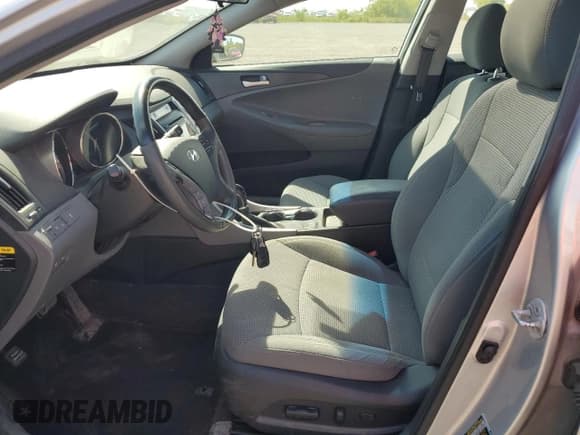 ✅ 2013 Hyundai Sonata GLS • VIN: 5NPEB4AC9DH637638 • Lot: 69051544. Listed on Copart with 125,099 mi. Free auction sales archive from the USA and detailed vehicle history report at DreamBid. Image 7.