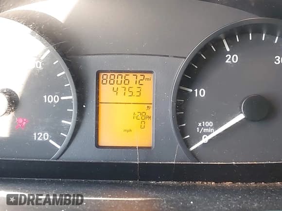 ✅ 2015 Freightliner Sprinter • VIN: WDYPE8DC5FP112431 • Лот: 41451704. Опубликован ранее на IAAI с пробегом 880 672 миль. Бесплатный доступ к архиву аукционных продаж из США и подробный отчёт об истории автомобиля на DreamBid. Изображение 7.