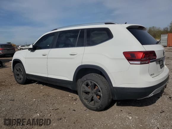 ✅ 2019 Volkswagen Atlas S • VIN: 1V2GR2CA3KC585323 • Lot: 55125425. Listed on Copart with 114,006 mi. Free auction sales archive from the USA and detailed vehicle history report at DreamBid. Image 2.