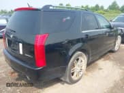 ✅ 2007 Cadillac SRX • VIN: 1GYEE637870164930 • Лот: 42902130. Опубликован ранее на IAAI с пробегом 176 819 миль. Бесплатный доступ к архиву аукционных продаж из США и подробный отчёт об истории автомобиля на DreamBid. Изображение 4.