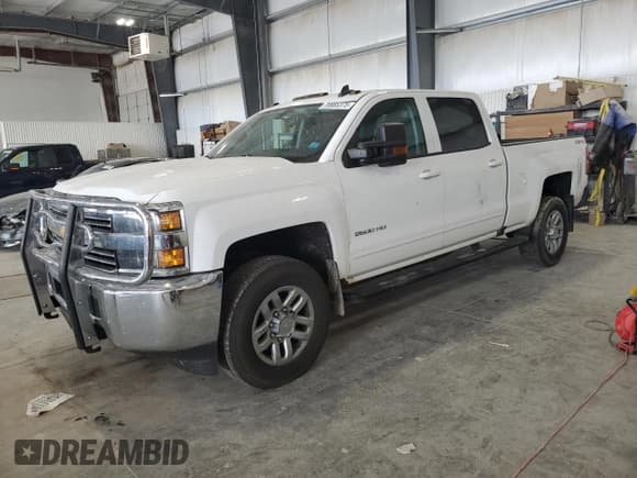 ✅ 2016 Chevrolet Silverado 2500HD LT • VIN: 1GC1KVEG0GF143040 • Lot: 70885375. Listed on Copart with 174,341 mi. Free auction sales archive from the USA and detailed vehicle history report at DreamBid. Image 1.