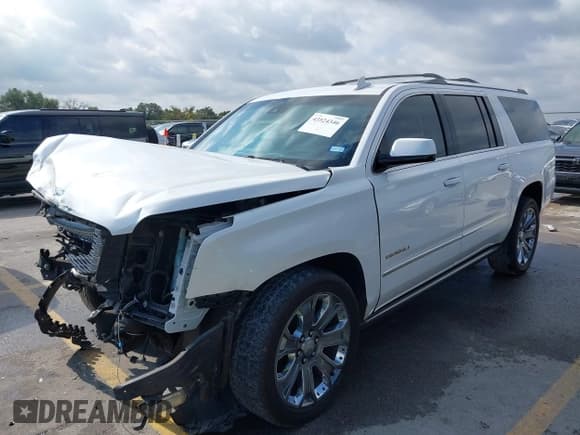 ✅ 2016 GMC Yukon XL Denali • VIN: 1GKS2HKJ6GR186256 • Lot: 43524346. Listed on IAAI with 146,960 mi. Free auction sales archive from the USA and detailed vehicle history report at DreamBid. Image 2.