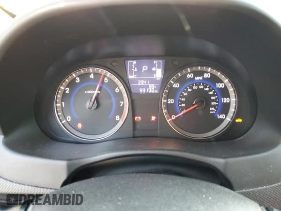 ✅ 2017 Hyundai Accent SE • VIN: KMHCT5AEXHU335388 • Lot: 70330914. Listed on Copart with 99,198 mi. Free auction sales archive from the USA and detailed vehicle history report at DreamBid. Image 9.