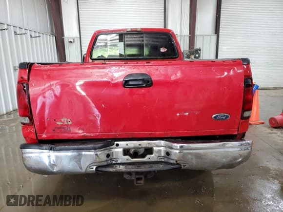 ✅ 2003 Ford F-250 XL • VIN: 1FTNX21L83ED52286 • Lot: 63369835. Listed on Copart with 151,780 mi. Free auction sales archive from the USA and detailed vehicle history report at DreamBid. Image 6.