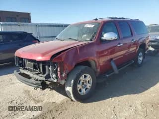 ✅ 2014 Chevrolet Suburban LT • VIN: 1GNSKJE70ER174773 • Lot: 84274285. Wystawiony na Copart z przebiegiem 203 355 mil. Bezpłatny archiwum sprzedaży aukcyjnych z USA i szczegółowy raport historii pojazdu na DreamBid. Zdjęcie 1.
