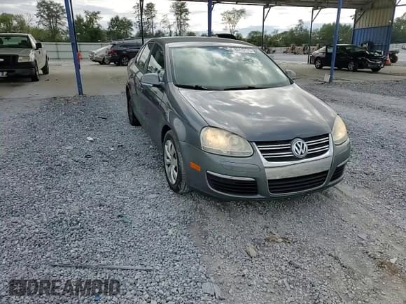 ✅ 2010 Volkswagen Jetta S • VIN: 3VWJX7AJ7AM080036 • Лот: 82412175. Опубликован ранее на Copart с пробегом 167 609 миль. Бесплатный доступ к архиву аукционных продаж из США и подробный отчёт об истории автомобиля на DreamBid. Изображение 13.