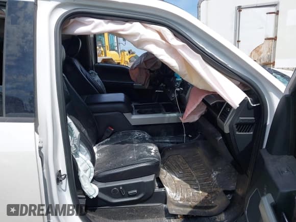 ✅ 2019 Ford F-250 XL • VIN: 1FT7W2B66KED62074 • Lot: 43092018. Listed on IAAI with 103,280 mi. Free auction sales archive from the USA and detailed vehicle history report at DreamBid. Image 5.