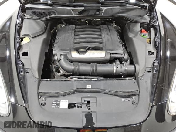 ✅ 2014 Porsche Cayenne • VIN: WP1AA2A21ELA96819 • Lot: 57865565. Listed on Copart with 135,181 mi. Free auction sales archive from the USA and detailed vehicle history report at DreamBid. Image 12.