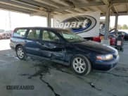 ✅ 2004 Volvo V70 • VIN: YV1SW59V142394020 • Lot: 82356245. Listed on Copart with 190,831 mi. Free auction sales archive from the USA and detailed vehicle history report at DreamBid. Image 13.